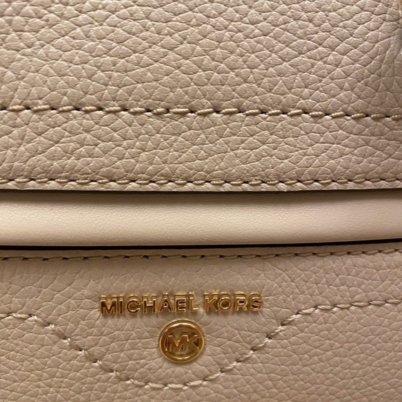 Michael Kors. New with tag. Michael Kors Carine Light Sand Medium Satchel - Picture 4 of 16